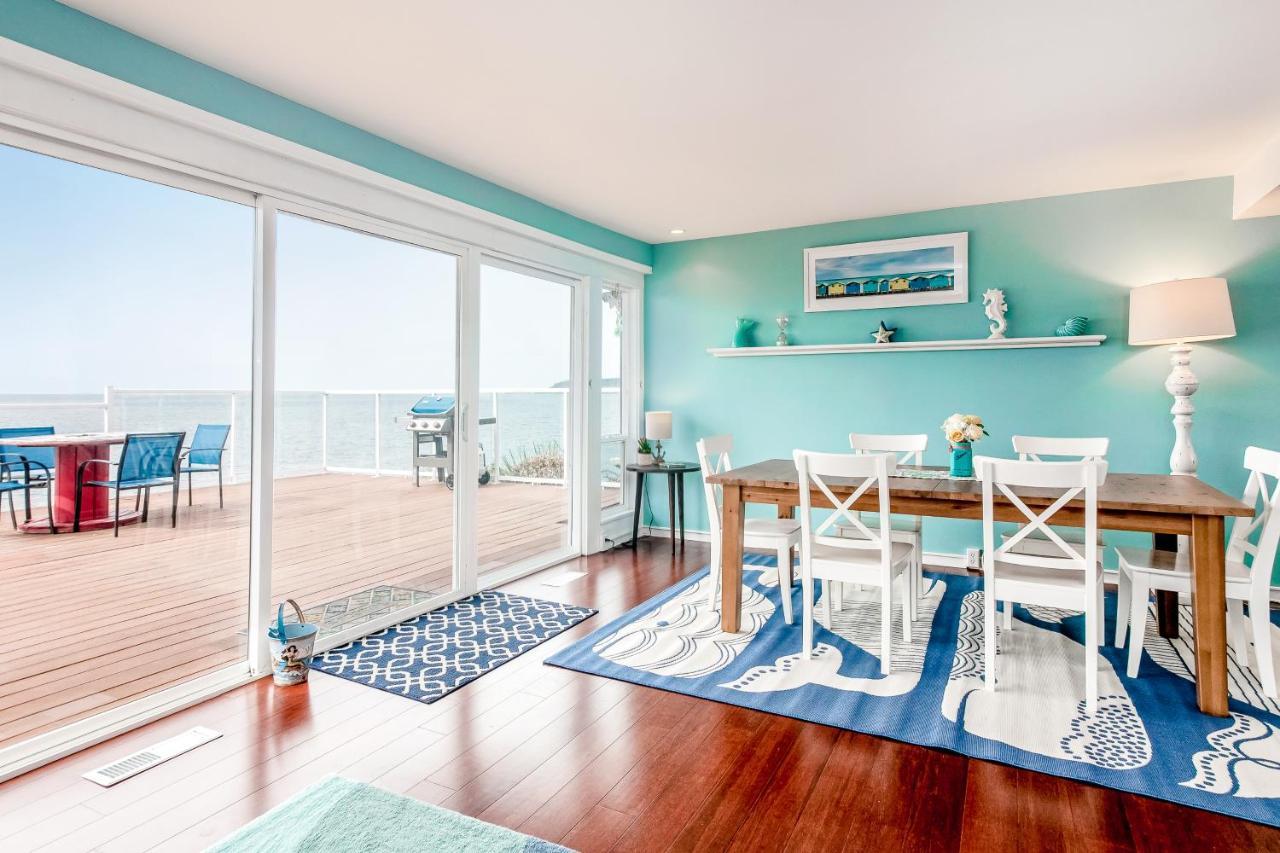 Spyglass Beach House Freeland Exterior photo