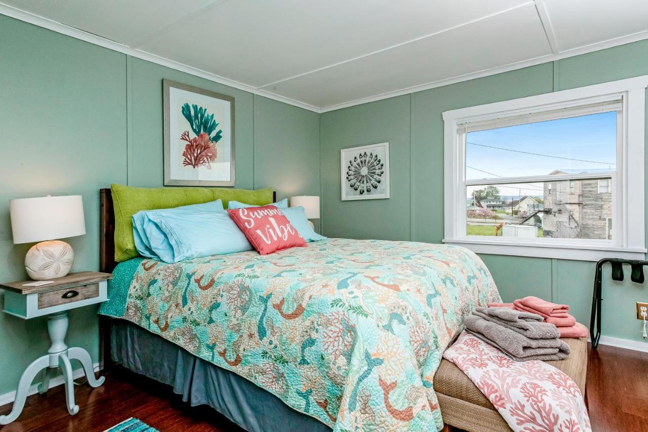 Spyglass Beach House Freeland Exterior photo